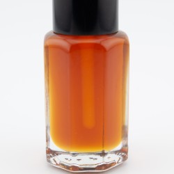 Malinau Kalimantan Huile de Oud Sauvage